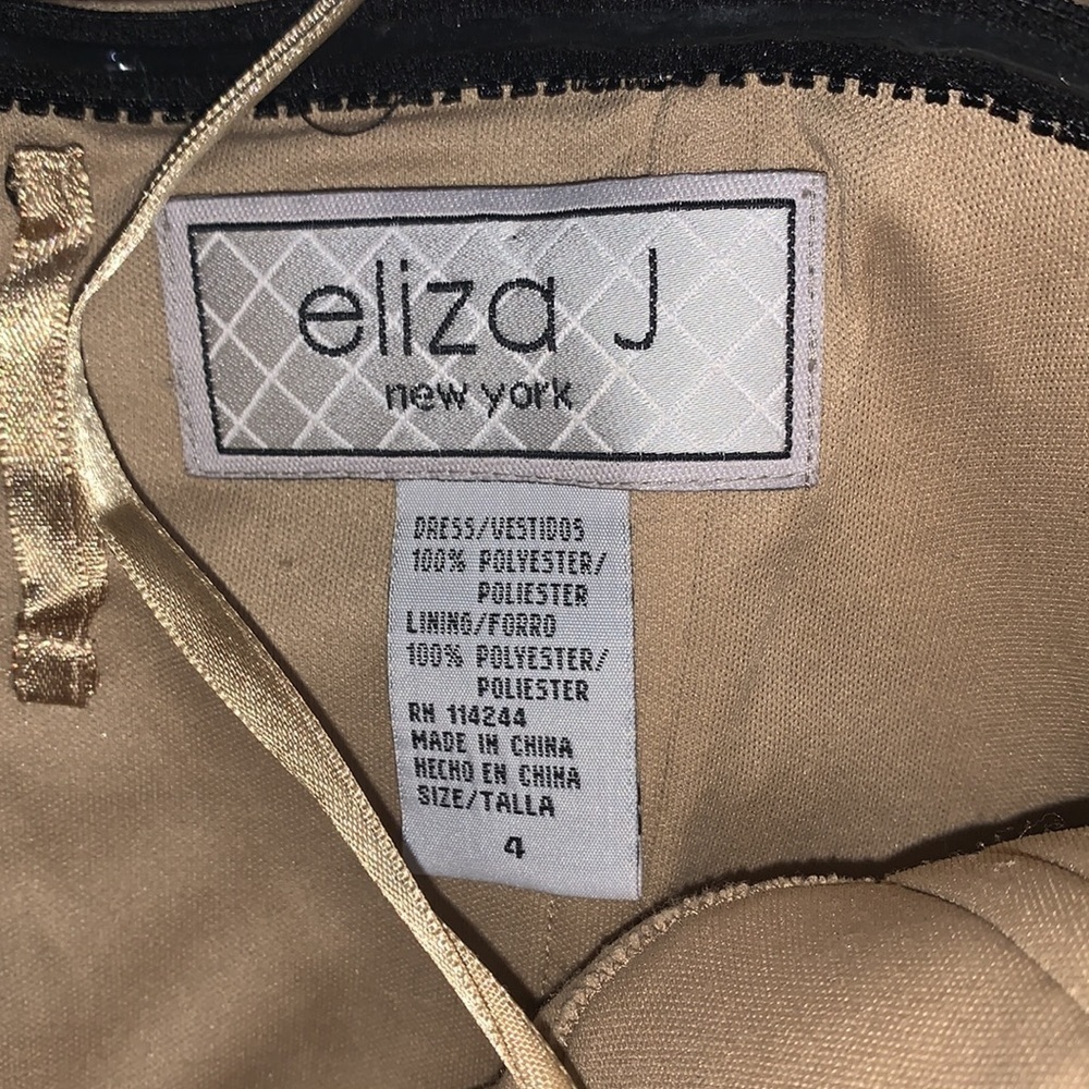 Eliza J New York Bandage Dress Size 4 satiny gold - Picture 10 of 10